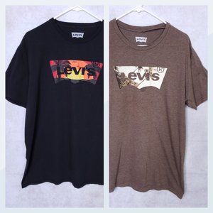 Lot of 2 Levi's Palm Tree Logo Graphic T-Shirts